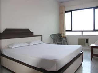 Mahābaleshwar Hotel Madhuban מראה חיצוני תמונה